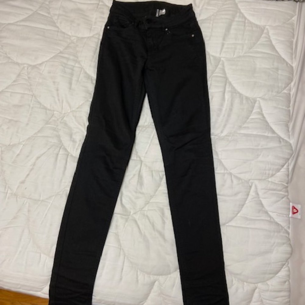 H&M Divided Black Skinny Jeans, Size 4